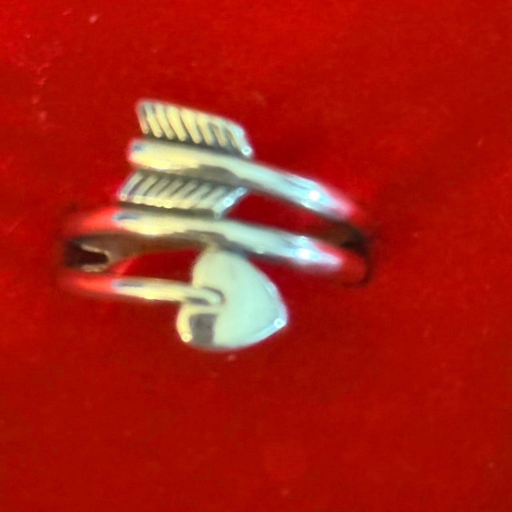 Authentic retired James Avery sterling silver Double Band Heart & Arrow Wrap